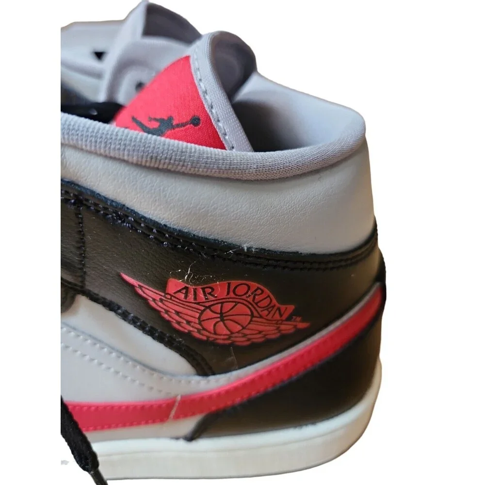 Nike Air Jordan Sneakers Women's Size 11 Black Gray Red 1 Mid College Classic